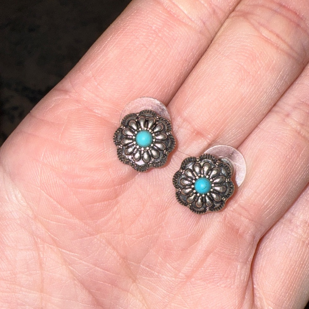 Turquoise Floral Stud Earrings